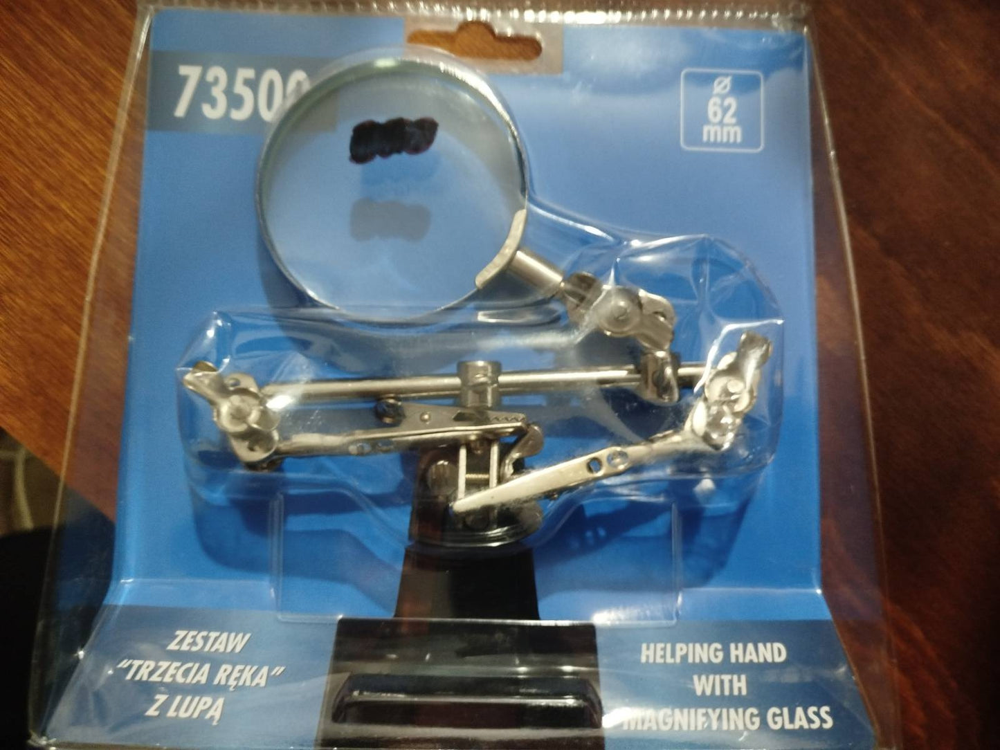 Magnifying armature for soldering in a secret Drone lab in UKRAINE